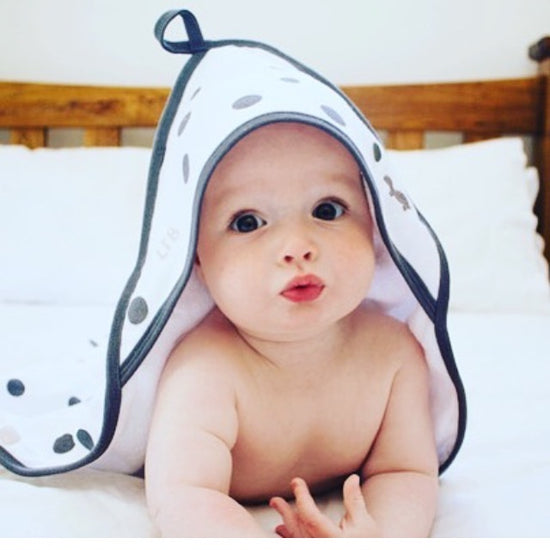 Little Turtle Baby, Hooded Towel, Soft on babies` skin, 100% Cotton Terry towelling and Cotton Jersey Towelling lined hood for extra comfort and absorbency, Traditional square style; size – 80cm x 80cm